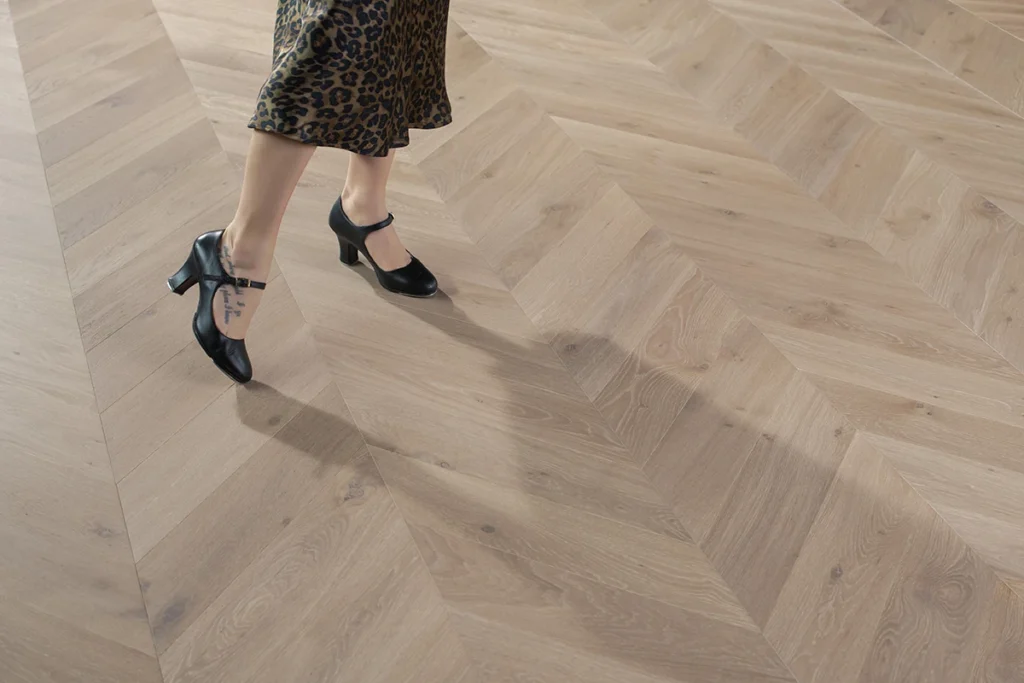engineered & solid hardwood chevron pattern