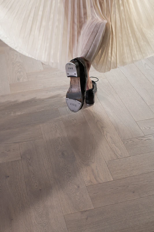 solid hardwood herringbone pattern