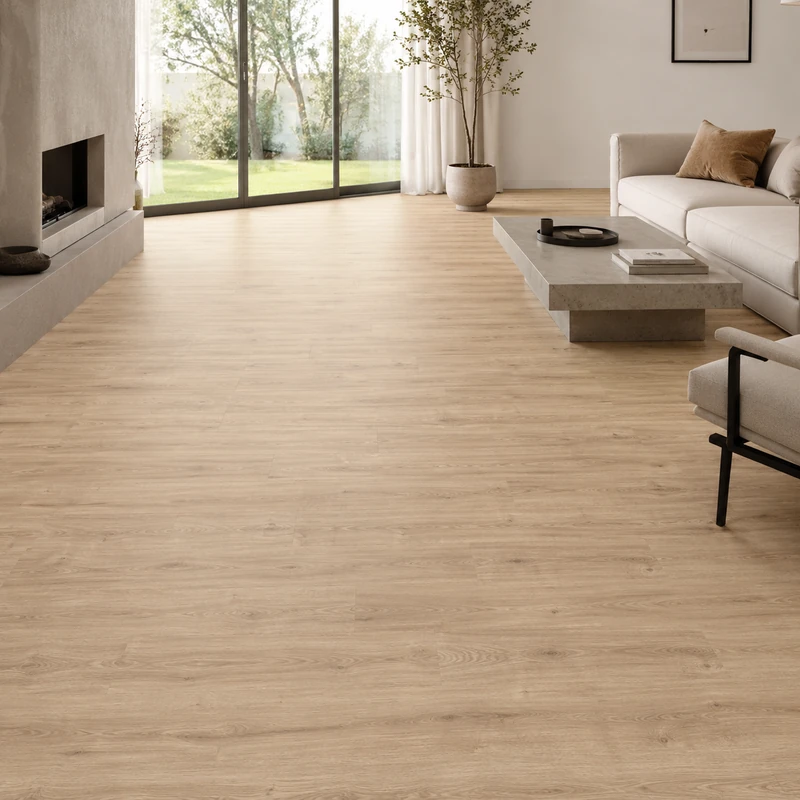 Everest Oak Beige laminate with warm tan wood pattern