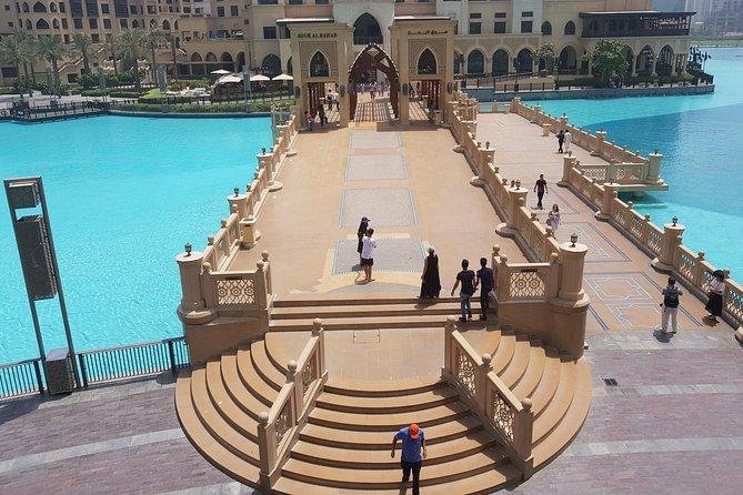 Dubai Mall Bridge by greenwood